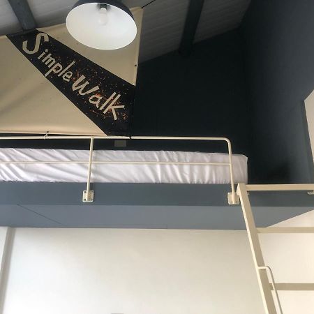 Simple Walk Guest House 小公寓 Tainan Eksteriør billede