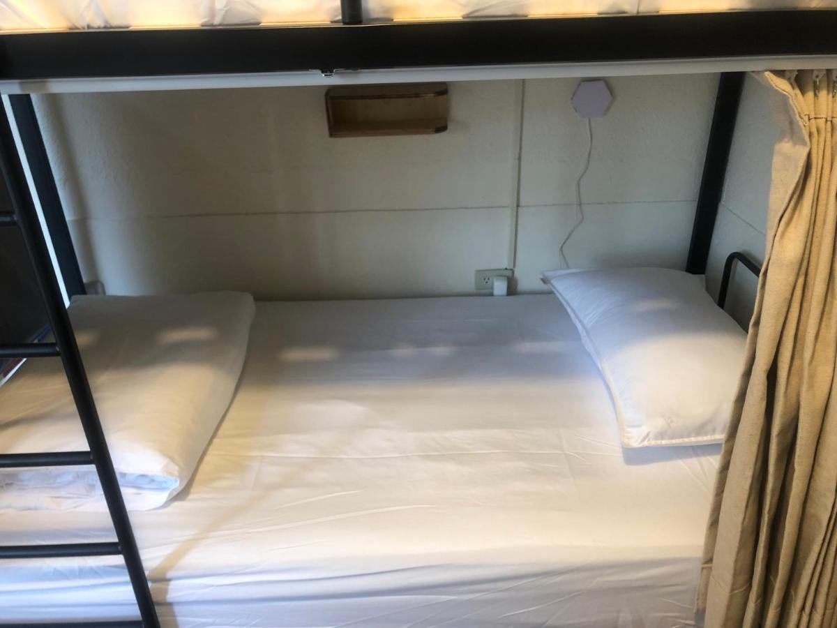 Simple Walk Guest House 小公寓 Tainan Eksteriør billede